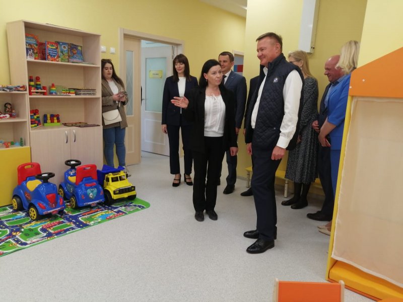 Roman Staravoit visited the new kindergarten on Pliavitskaya