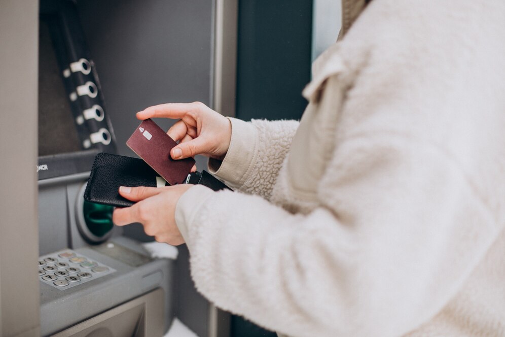 Interest-free cash withdrawals for credit cards: tips and features